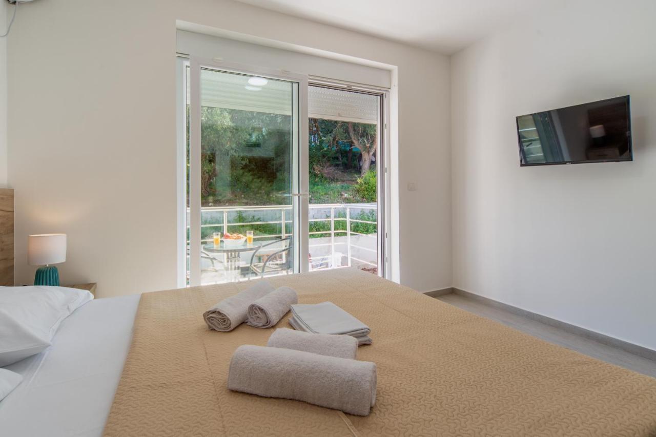Grejm Lux Family Apartments Petrovac Luaran gambar
