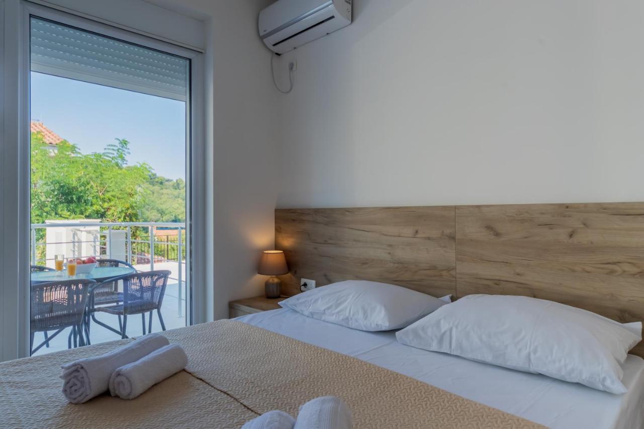 Grejm Lux Family Apartments Petrovac Luaran gambar