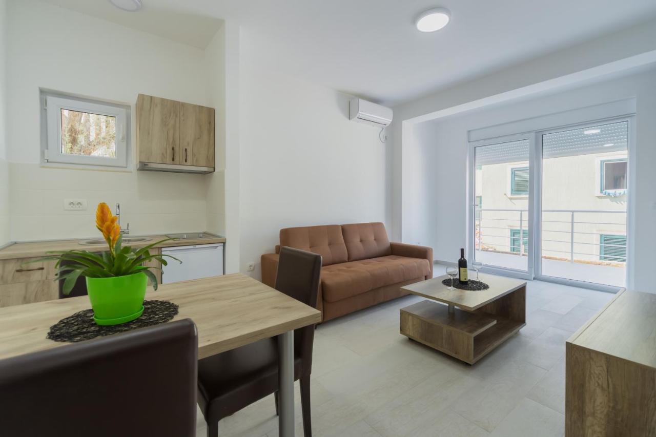 Grejm Lux Family Apartments Petrovac Luaran gambar