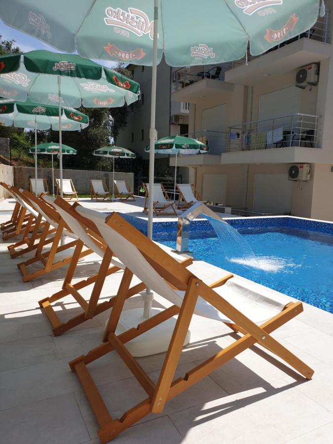Grejm Lux Family Apartments Petrovac Luaran gambar